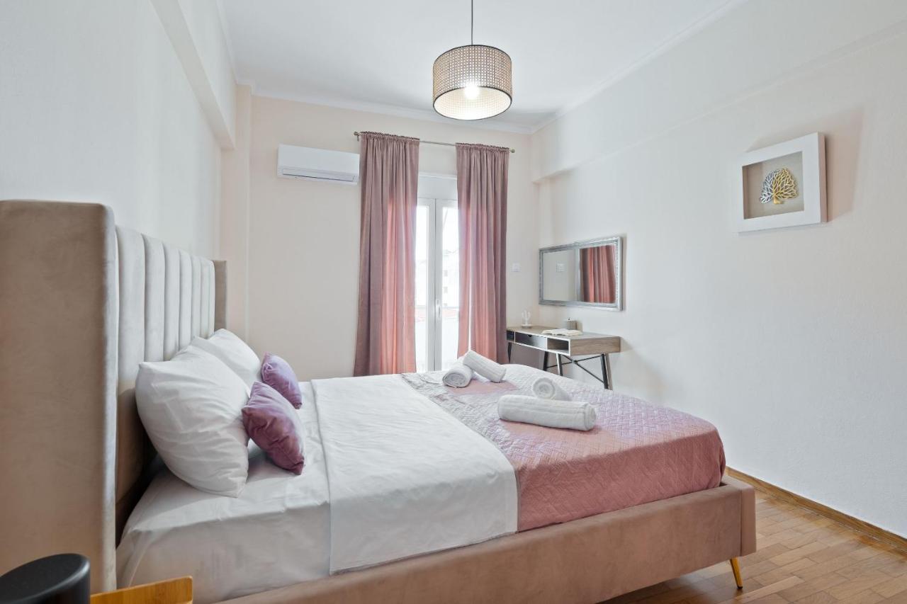 Georginas Home In City Center Chrissi Akti Chania Exterior foto
